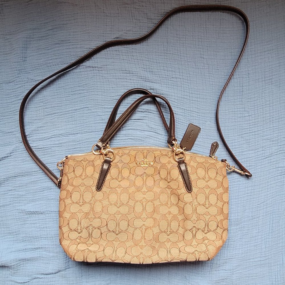 EUC Coach Signature Fabric Handbag - Brown & Tan